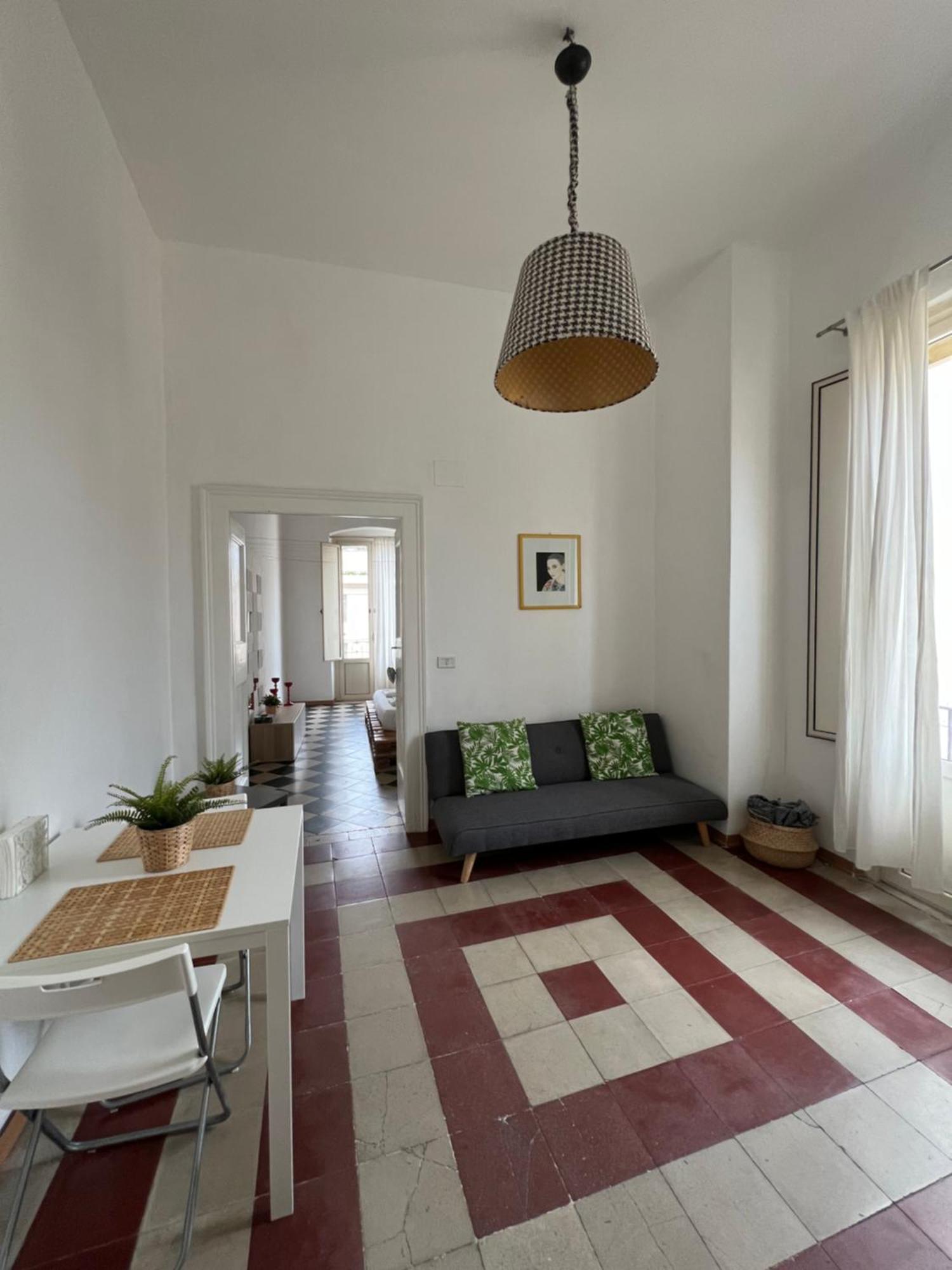Logico #35 Home Bari Kültér fotó
