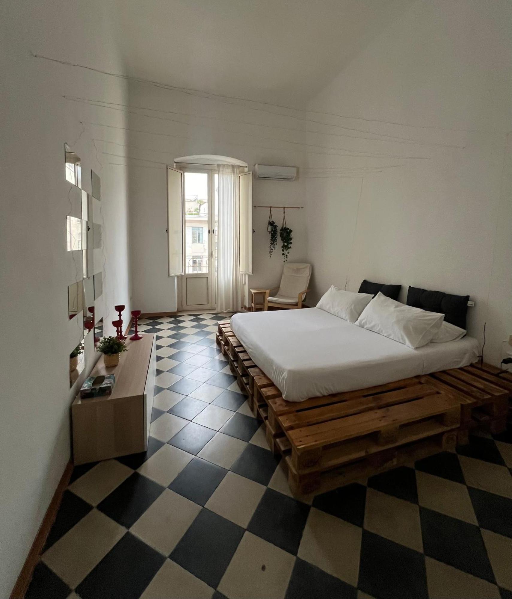 Logico #35 Home Bari Kültér fotó